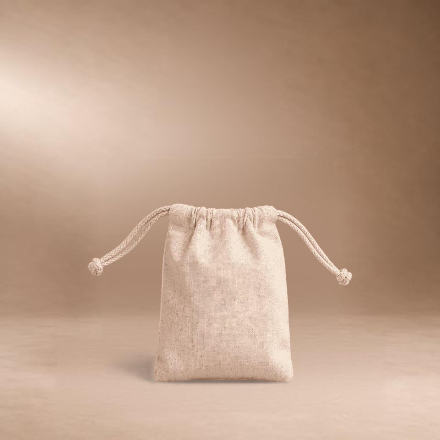 Pochon personnalisé à cordon en coton bio écru, format 15 × 10 cm